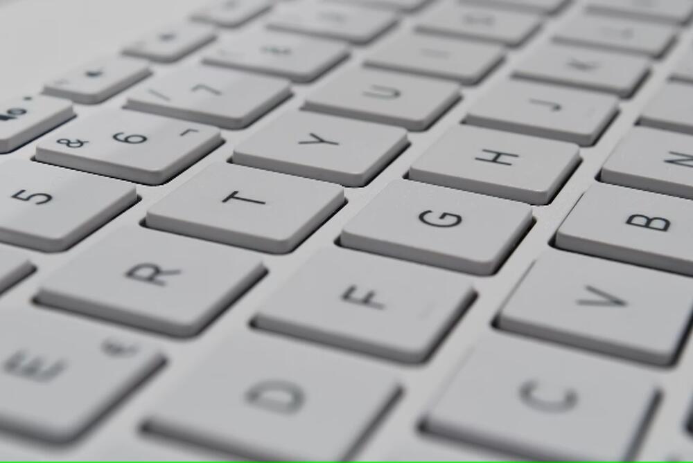 photo of a keyboard