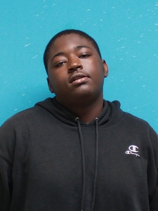 Mugshot of MOORE, QUINTAYUS